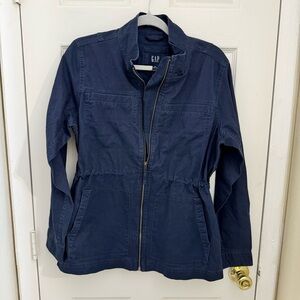 Gap Navy Blue Field Jacket Size Medium Full Zip Fall Layering Cargo. Worn once